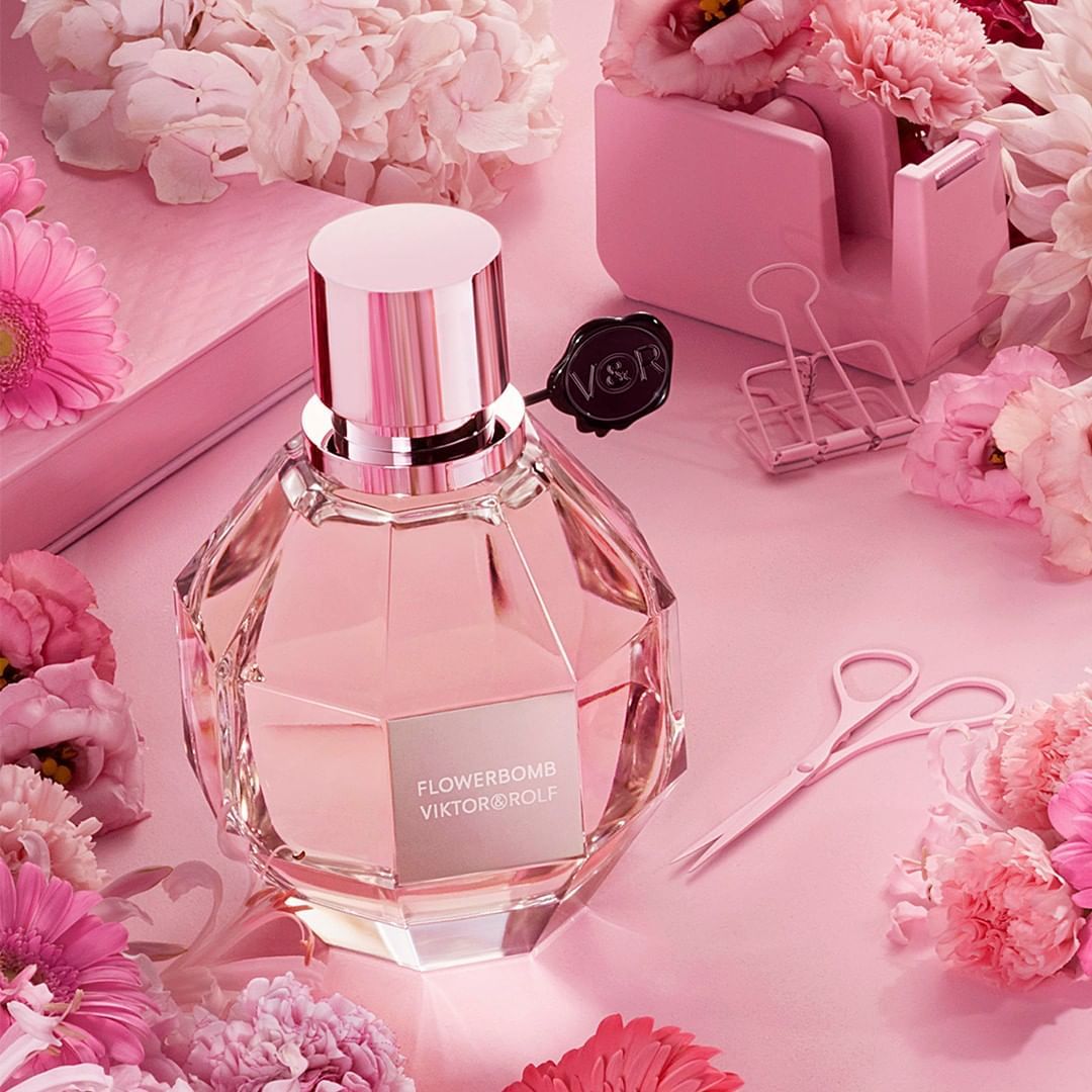 عطر بی نظیر کرید اونتوس